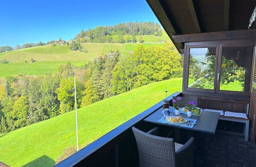 Goldiwil Apartment | SwissHut Stunning Views Alps & Lake - Apart. Ringold Up