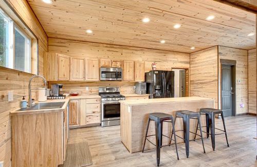 Idaho Springs House | Switchback Little Divide cabin