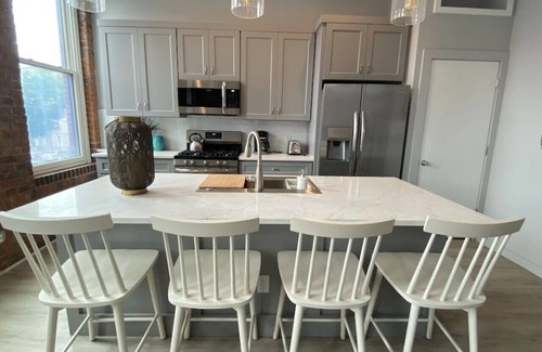 Over-the-Rhine Apartment | SWIZZLE: Explore OTR/Downtown from Rhinegeist