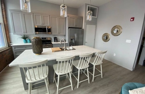 Over-the-Rhine Apartment | SWIZZLE: Explore OTR/Downtown from Rhinegeist