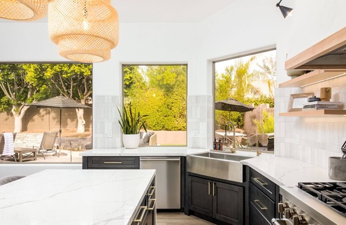 Paradise Valley Village House | SWSSParkPlace - 5 star Luxury Zen Oasis Private Pool
