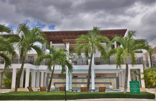 Guayacanes Hotel | Sybaris Suites & Residences