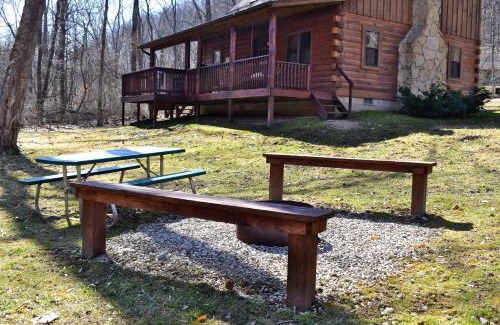 Rockbridge House | Sycamore - by The Chalets