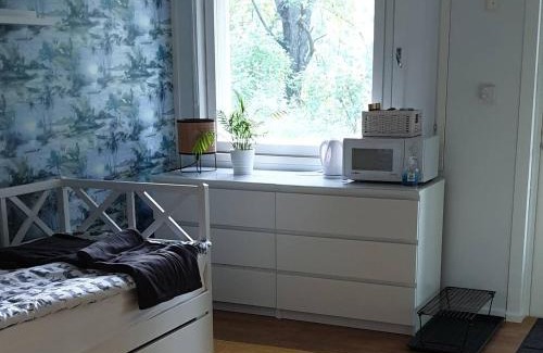 Kirkkonummi Apartment | Sydåbacka Guest House, a Room with a Sauna