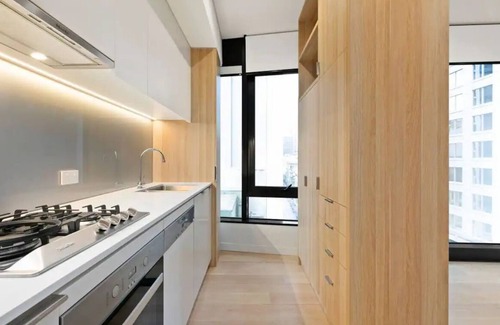 Sydney Central Business District Apartment | SYDNEY CBD LUXURY APARTMENT YORK & GEORGE 2BED FURNISHED & CITY VIEWS
