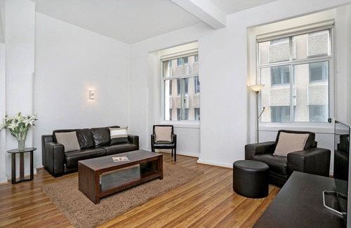 Sydney Central Business District Apartment | Sydney- CLIVE Bridge Street - Modern 1BR with Rooftop Pool City Views Near Circular Quay