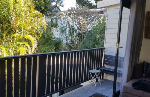 Rozelle Apartment | Sydney Haven - private sanctuary only 15 minutes to CBD