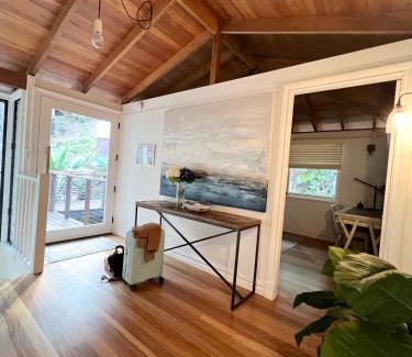Clareville House | Sydney Northern Beaches Waterfront Winter Escape - Clareville