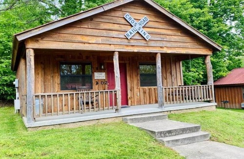 Mountain View House | Sylamore Depot Cabin # 302