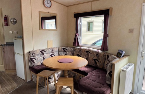 Westbrook Court Cottage | SYLVAN, family friendly, with a garden in Hay-On-Wye