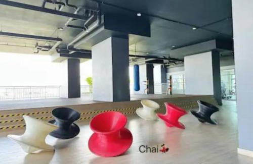 Seri Kembangan Apartment | Symphony Tower - Epic City View, Netflix, Free Parking