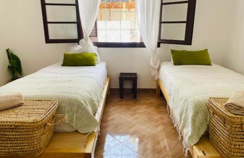 Marshan Bed & Breakfast | Syrah Home