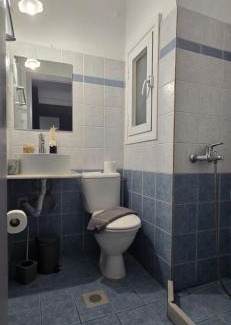 Vari Hotel | Syros Holidays