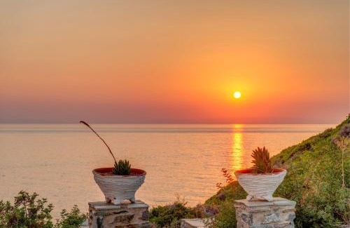 Kini House | Syros Private House with superb sea view