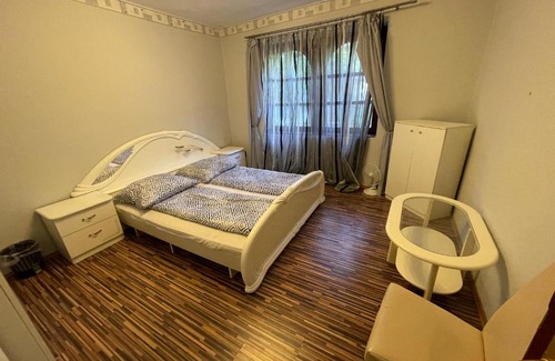Miskolc-Tapolca House | Szimpla Vendégház