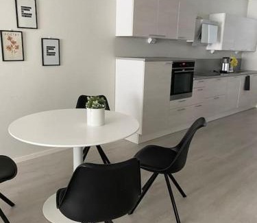 Rauma Apartment | Täysin remontoitu iso kaksio.
