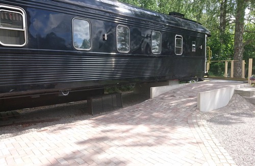 Arjang Hotel | Tågvagnshotellet - Silleruds Station
