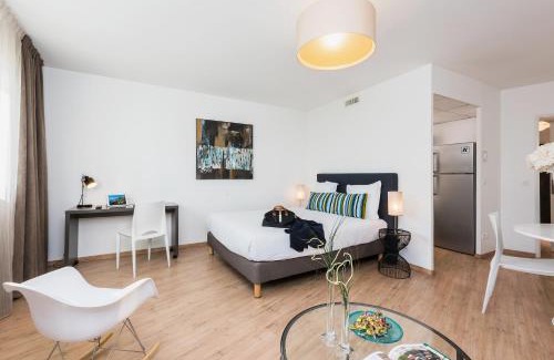 Talence Apartment | Ténéo Apparthotel Talence - Arthena