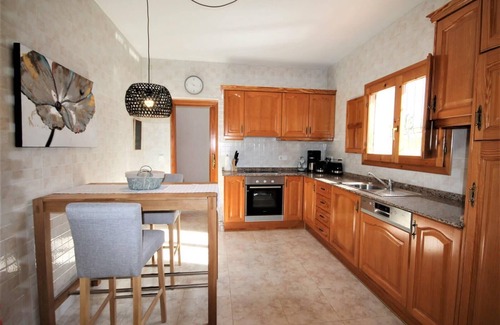 Els Poblets Villa | T-0819 Beautiful villa with mediterranean garden