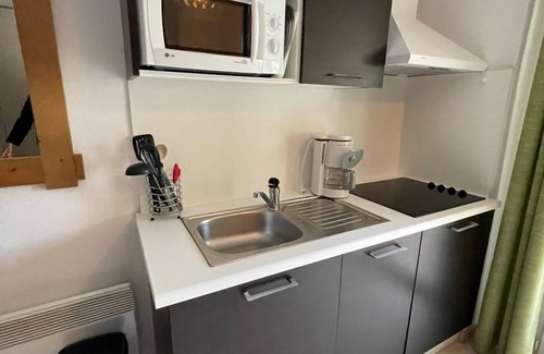 Aureilhan Apartment | T 2 ALL COMFORTS IN LAKESIDE RESIDENCE