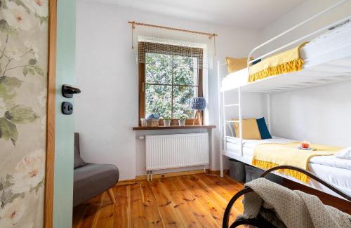 Osie House | T-h-EBAZILE