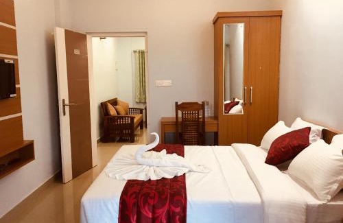 Elappara Hotel | T Homes Thekkady