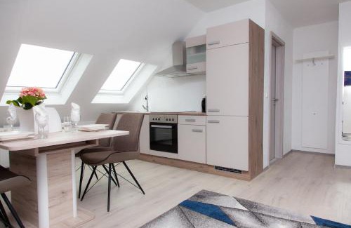 Duisburg Sud Apartment | T&K Apartments near Messe Fair Trade Düsseldorf und Airport 3A