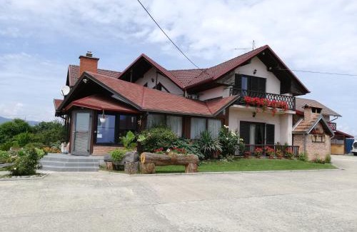Klinca Sela House | T.S.G. Šimanović