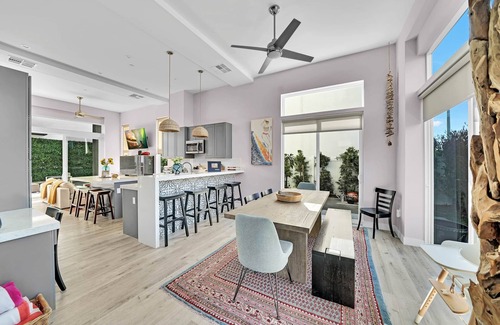 San Clemente House | T's Trestles Shred Chalet