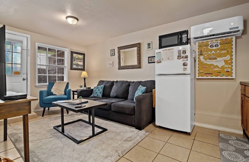 Downtown Tulsa Condo | T-Town Patio: Cozy Downtown Tulsa Hideaway- Unit B