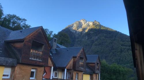 Cauterets Apartment | T1 bis A CAUTERETS - 4 VOYAGEURS