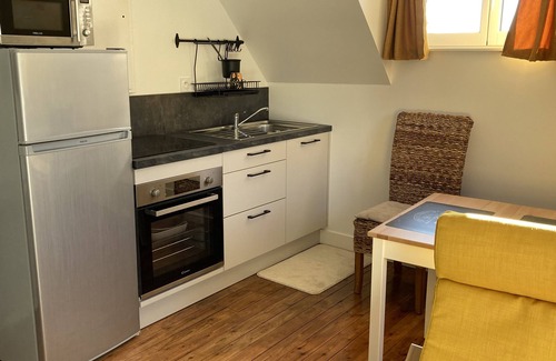 Bagnoles-de-l'Orne Apartment | T1 Cozy n'est under the roof