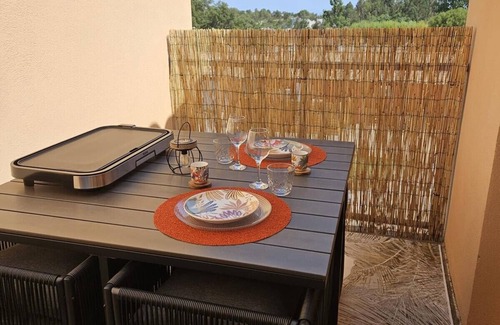 Lecci Apartment | T2, 2/4 people No. 75 floor Hameaux de Saint Cyprien