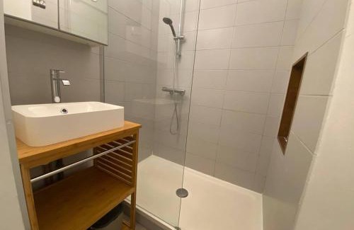 Le Barcares Apartment | T2 4 pers à Le Barcarès, face mer, parking privé - FR-1-81-640