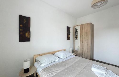 Clermont-Ferrand Apartment | T2 4 pers Les Cézeaux balcon et parking gratuit