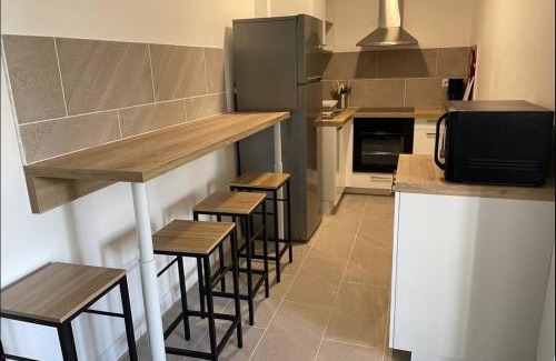 Francheville Apartment | T2, 8 personnes proche du Futuroscope