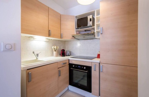 Aigues-Mortes Apartment | T2 Aigues Mortes 40 metres from the ramparts