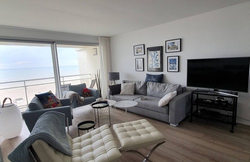 Le Touquet-Paris-Plage Apartment | T2 apartment crossing facing the sea and 2 steps from St. Jeans