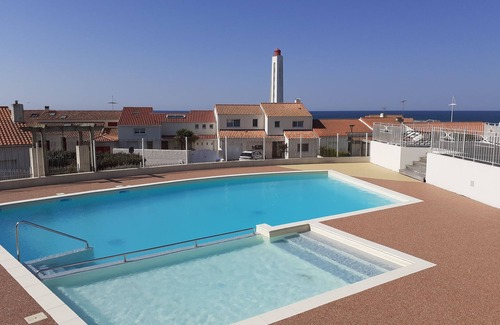 Les Sables d'Olonne Apartment | T2 apartment in quiet residence in La Chaume district