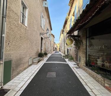 Valbonne Apartment | T2 au cœur de Valbonne Village