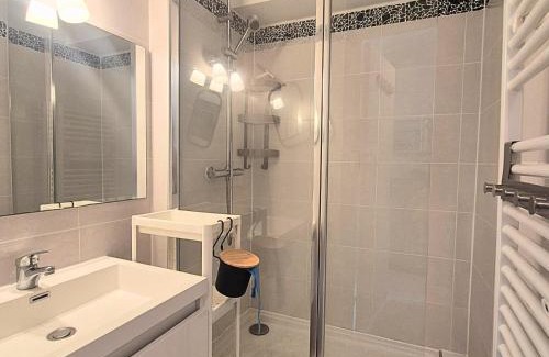 La Petite Motte Apartment | T2 avec Terrasse & Piscine, Plage à 10 min, Parking