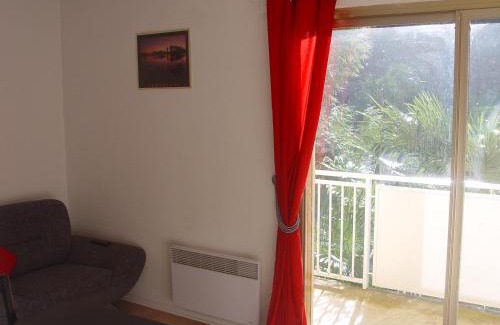 Capvern Apartment | T2 bis Capvern les Bains , calme , face au parc thermal