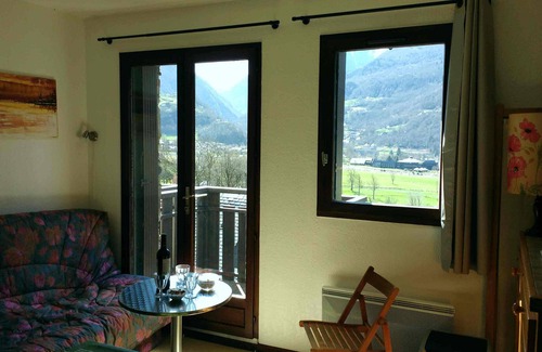 Esquieze-Sere Apartment | T2 calm and sunny with very nice view