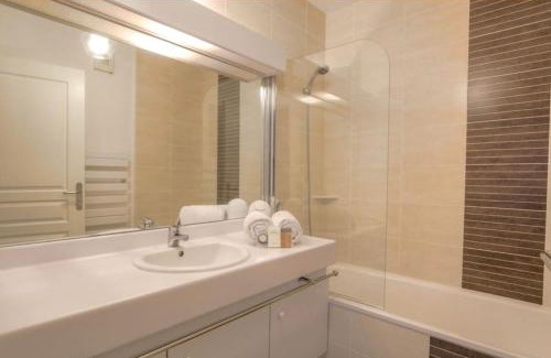 2nd Arrondissement Apartment | T2 calme avec parking entre Perrache et Confluence