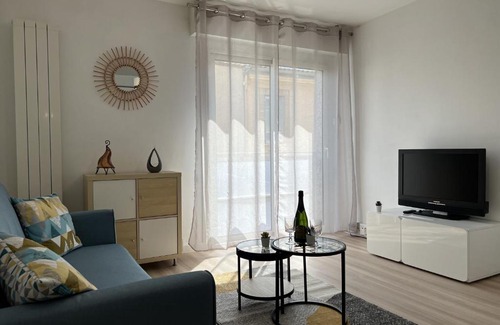 Fer a Cheval Apartment | T2 Centre ville avec parking gratuit