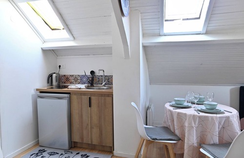 Saint-Quentin Apartment | T2 Cosy and Bright - Near center and amenities