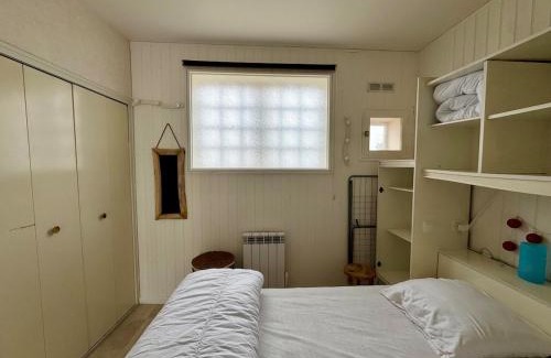 Saint-Vincent-sur-Jard Apartment | T2 Cosy dans le Centre Parking