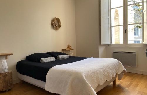 Les 3 Cites Apartment | T2 cosy et calme, parking privé et fibre inclus
