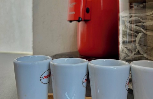 Le Cannet Apartment | * * T2 cosy, quiet 5 min from the Croisette * *