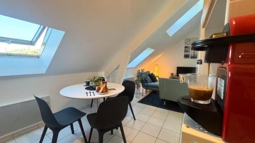 Rungis Apartment | T2 Cozy Rungis - 15min de Paris !